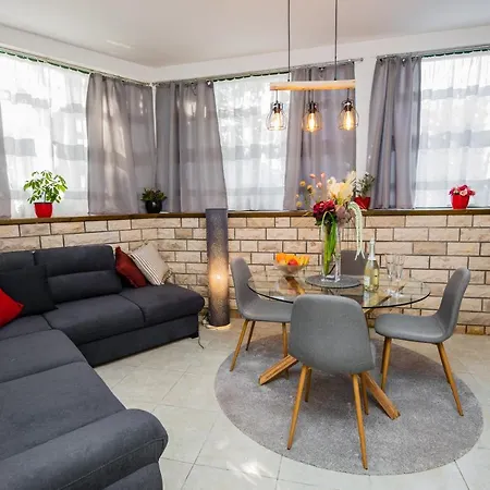 Glicinia Appartement *